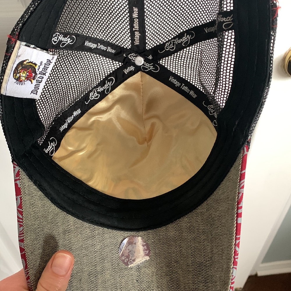 Ed Hardy bedazzled trucker hat - Picture 4 of 4